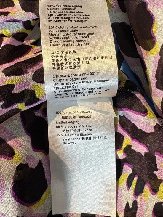 Marc Cain Sport Long-Sleeve Animal Print Drawcord Top in Lavender and Black S - Picture 14 of 14